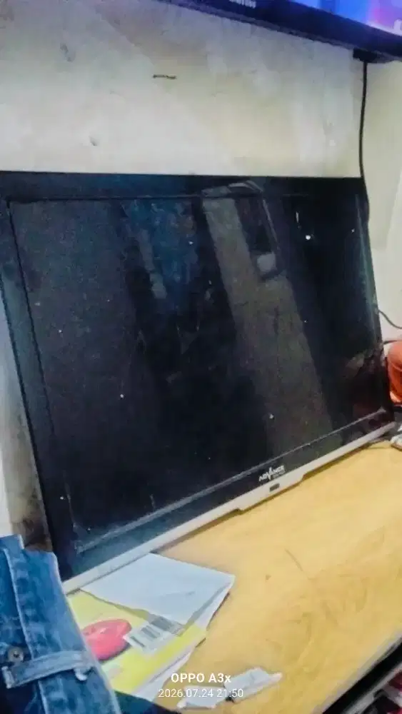 Smart tv 24 inc Advance