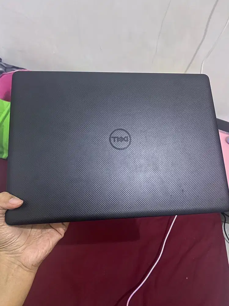 Laptop Dell Vostron 3481