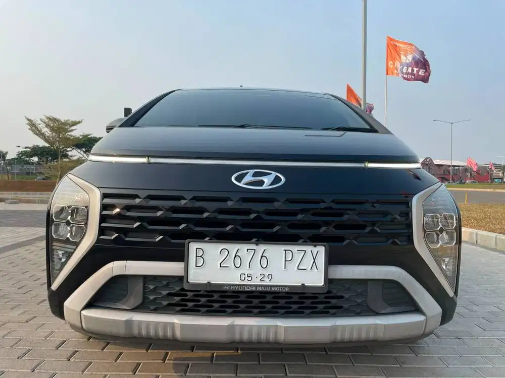 HYUNDAI STARGAZER PRIME IV AT 2023 HITAM LOW KILOMETER