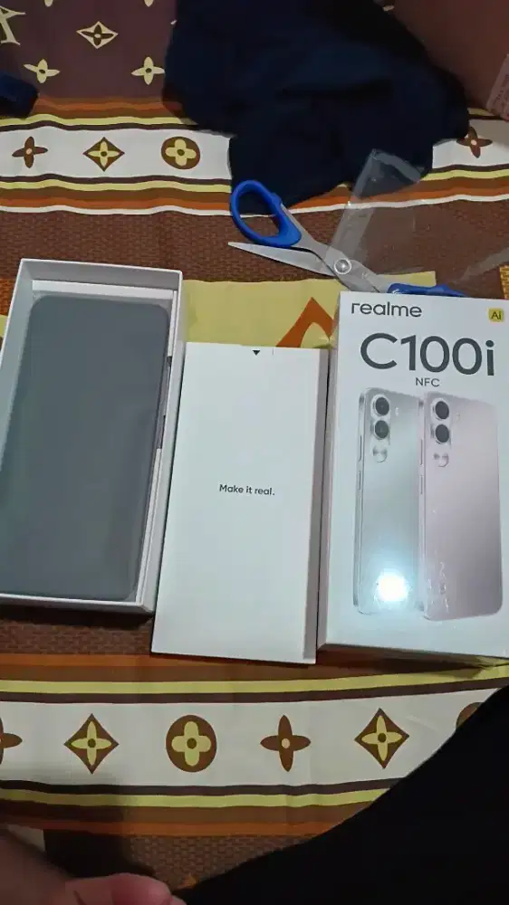 Jual aja realme C 100i ram 4/128gb