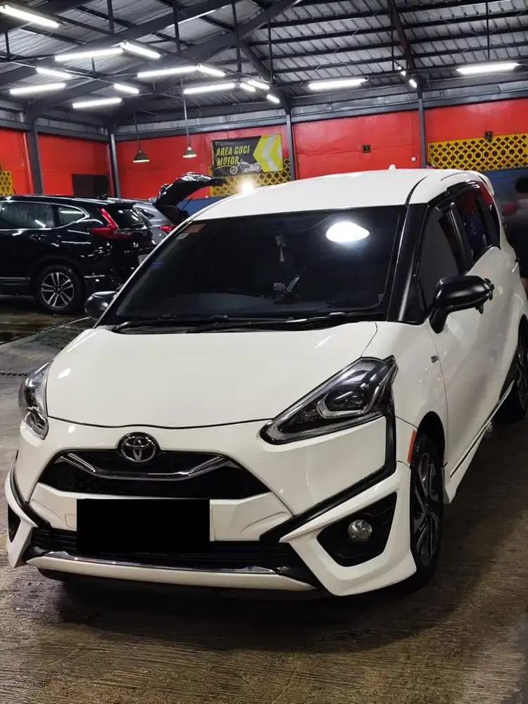 Jual Sienta Q Matic 2018 Istimewa