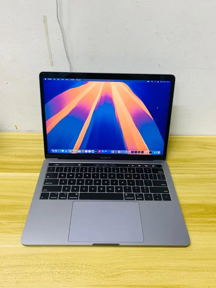 macbook pro 2019 touchbar