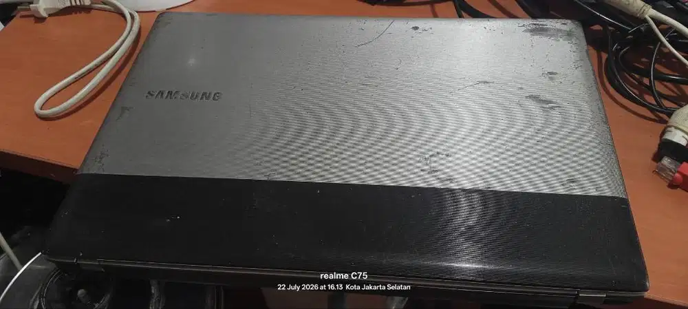 Laptop Samsung RV409 nyala tapi ada cacat
