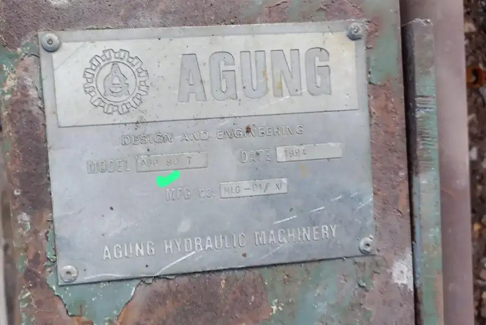Mesin Press Plastik Kardus Besi