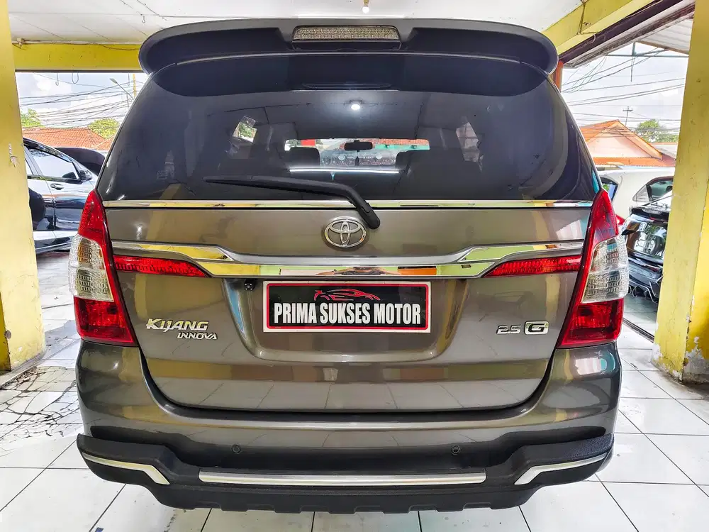TOYOTA INNOVA 2.5 G DIESEL AT 2014 MATIC SOLAR PERFECT CONDS NO V 2015