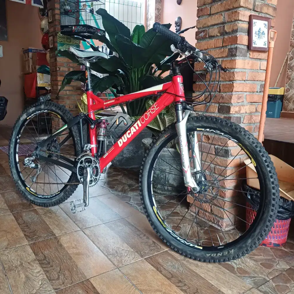Sepeda mtb ducati corse scrambler rare