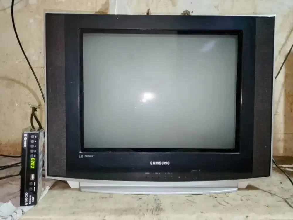 tv samsung tabung