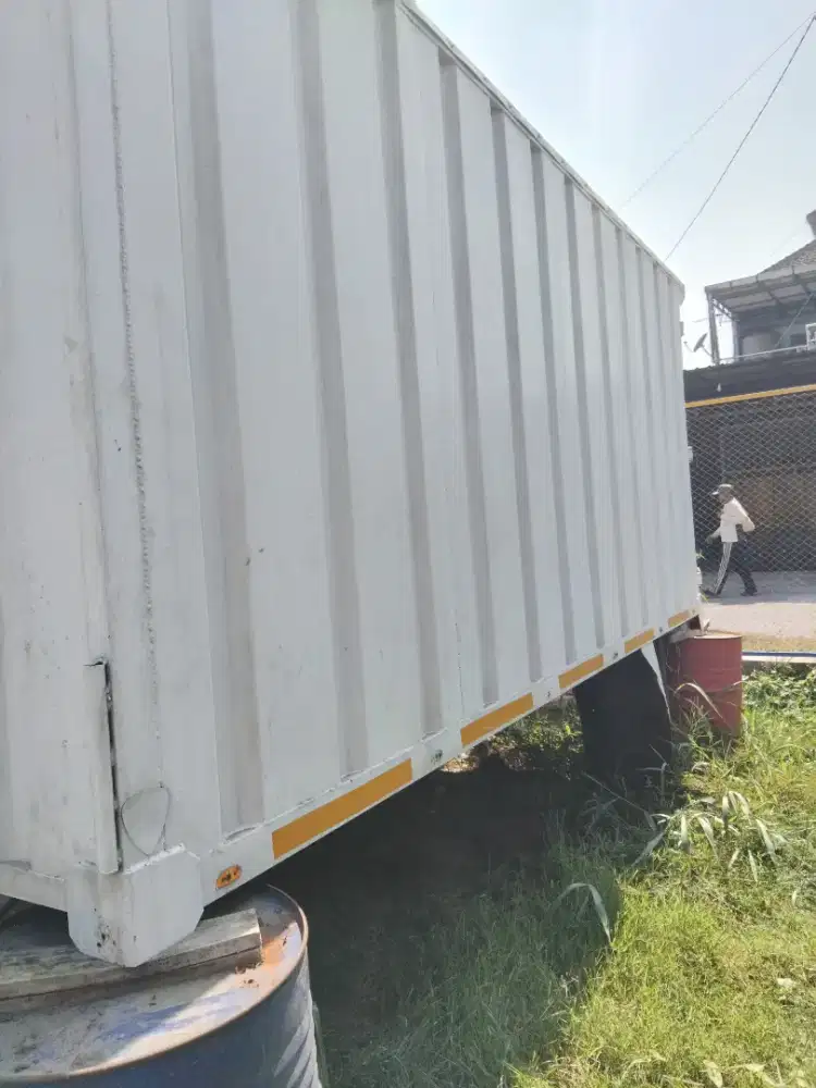 Box container merk MASTER
