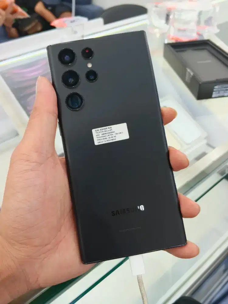 Samsung S22 Ultra 12/256 GB