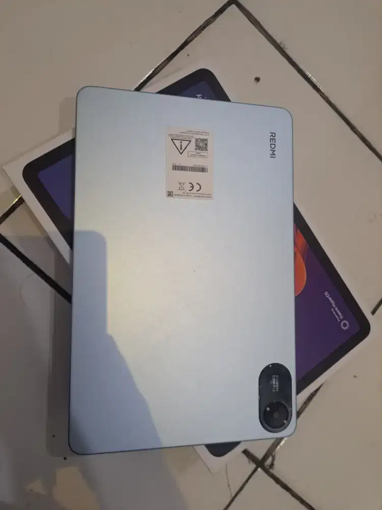 Redmi pak 2 mulusss pemakaian 2 bulan