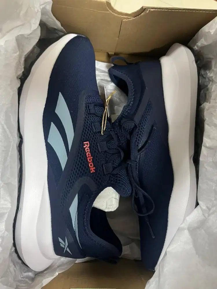 Jual sepatu reebok