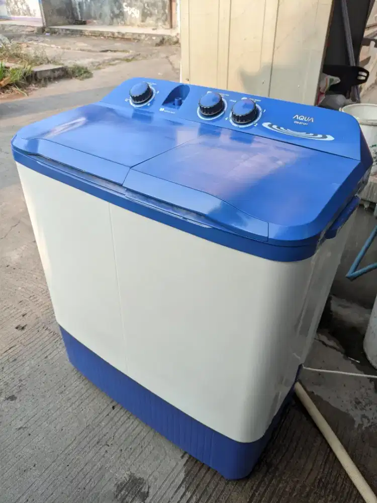 Mesin cuci AQUA 8KG MULUS