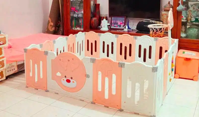 Toyszoona pagar bayi keliling pink
