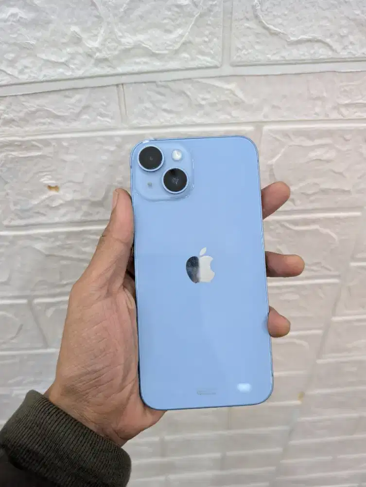 iPhone 14 128 GB Resmi iBox Garansi Mei 2026