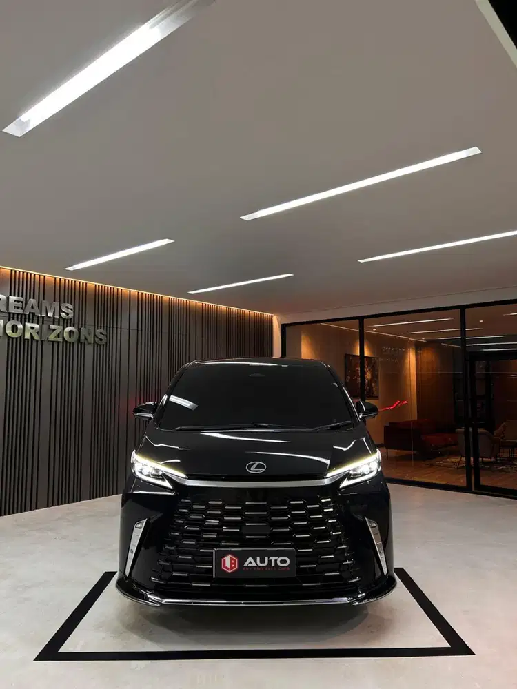 Lexus LM350 Hybrid LM350H 2025 Hitam 7-Seater Km20rb Nik 2024 B471ABF