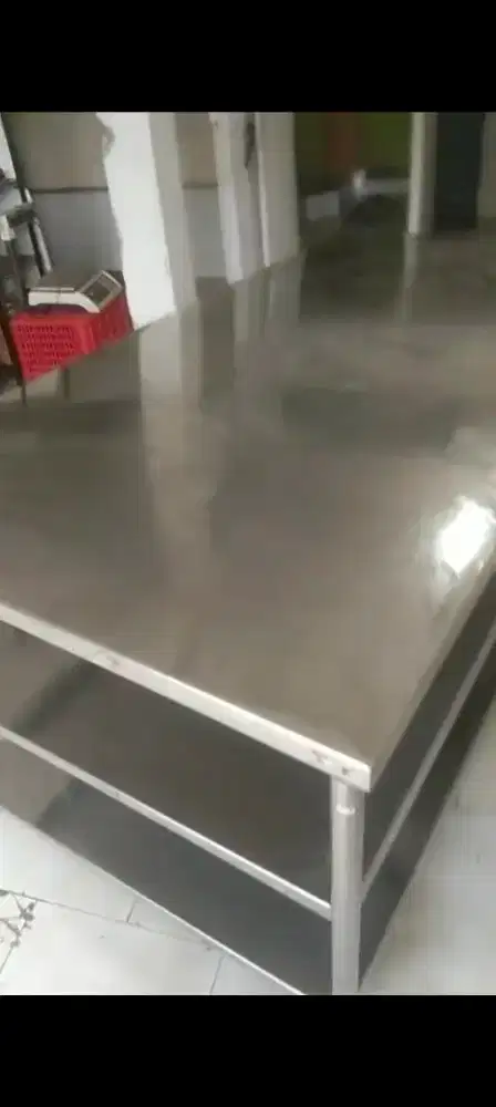 Meja stainless steel