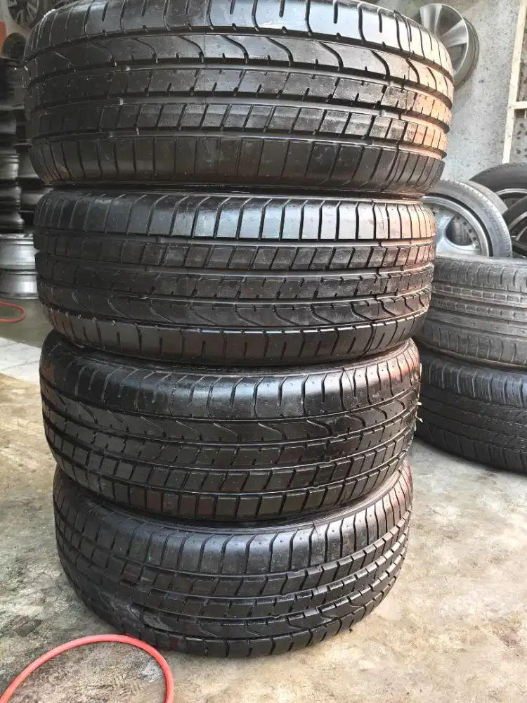 Jual ban mrek Pirelli P zero RUN FLAT ukuran 205 45 R17 kond 100% baru