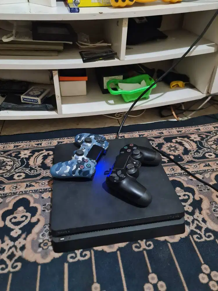 PS 4 slim original