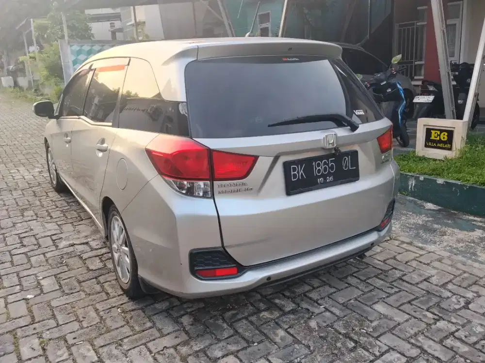 Mobilio type E CVT tahun 2014