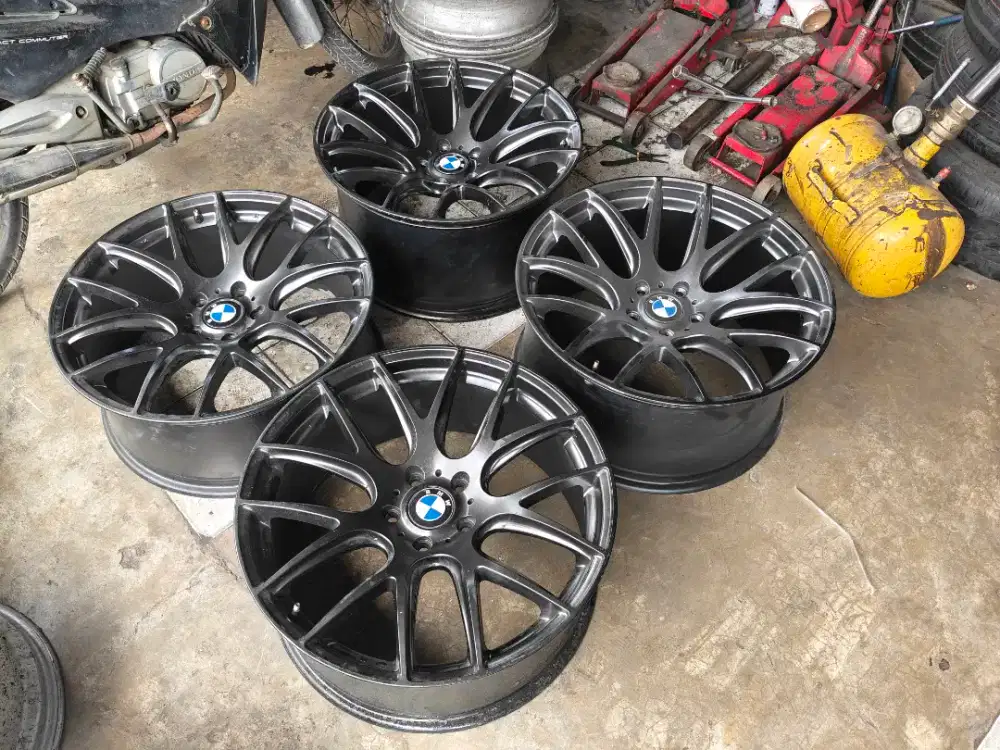 Jual vleg BMW R20 pcd 5x120 kond mulus lbar 8.5/10 et 35 /38 co2k