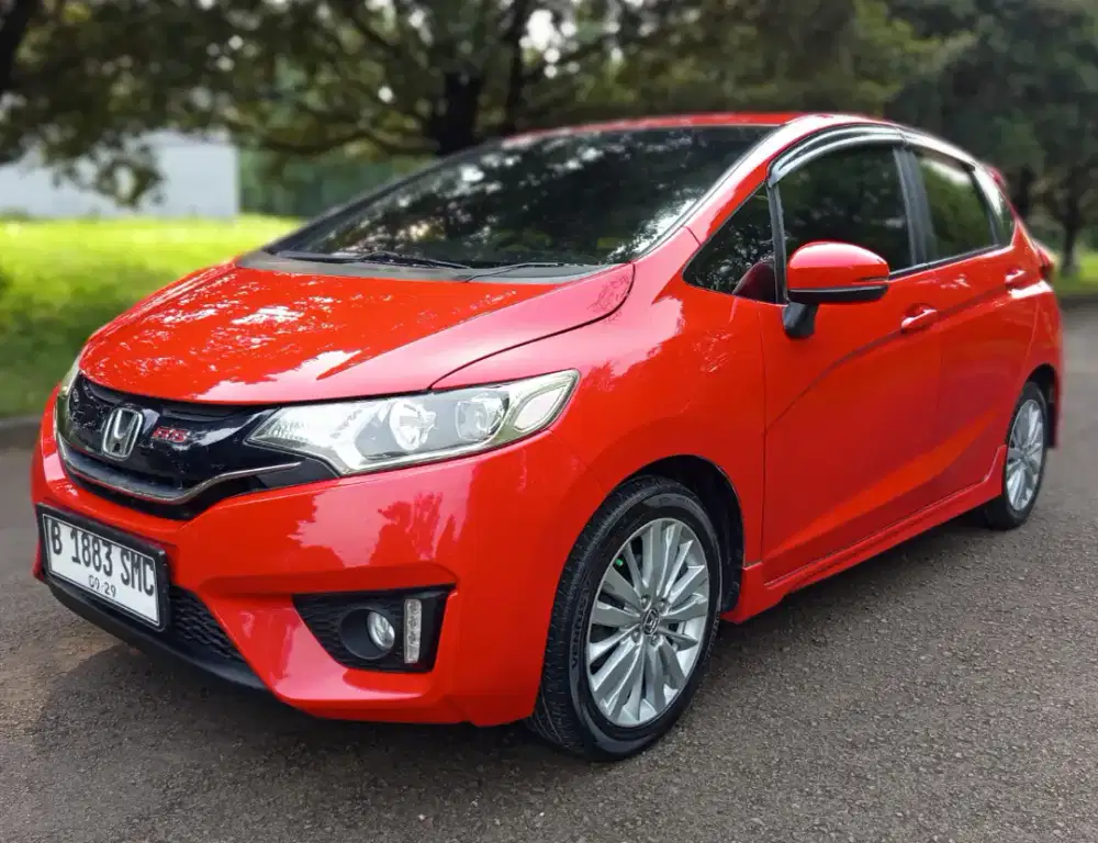 Honda New Jazz 1.5 RS Automatic GK5 Th 2015 Merah Sgt Istimewa Sekali