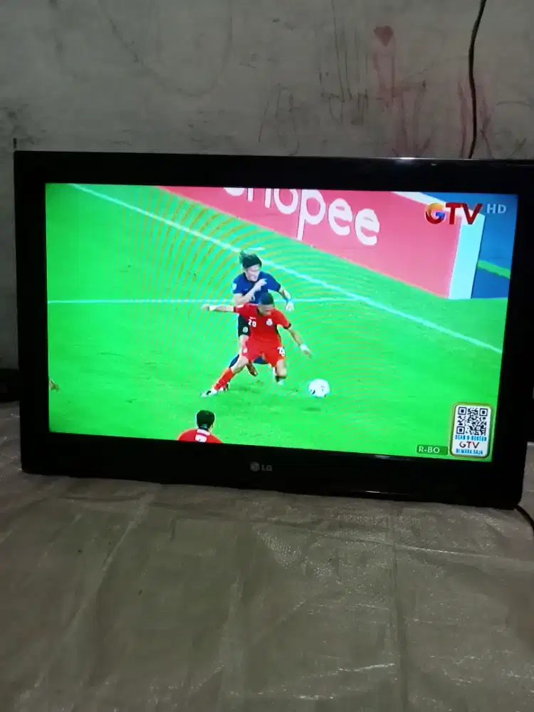Tv lcd LG analog 32 inchi
