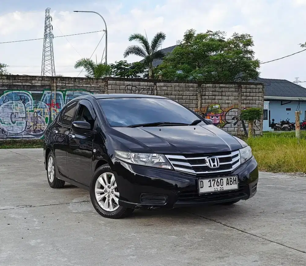 New City S AT 2013 hitam manies