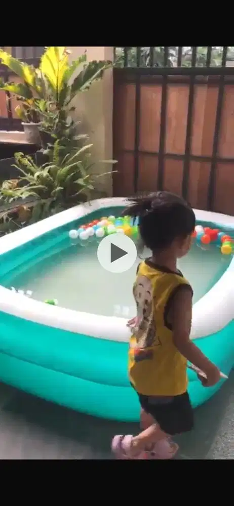 Kolam renang balon jumbo