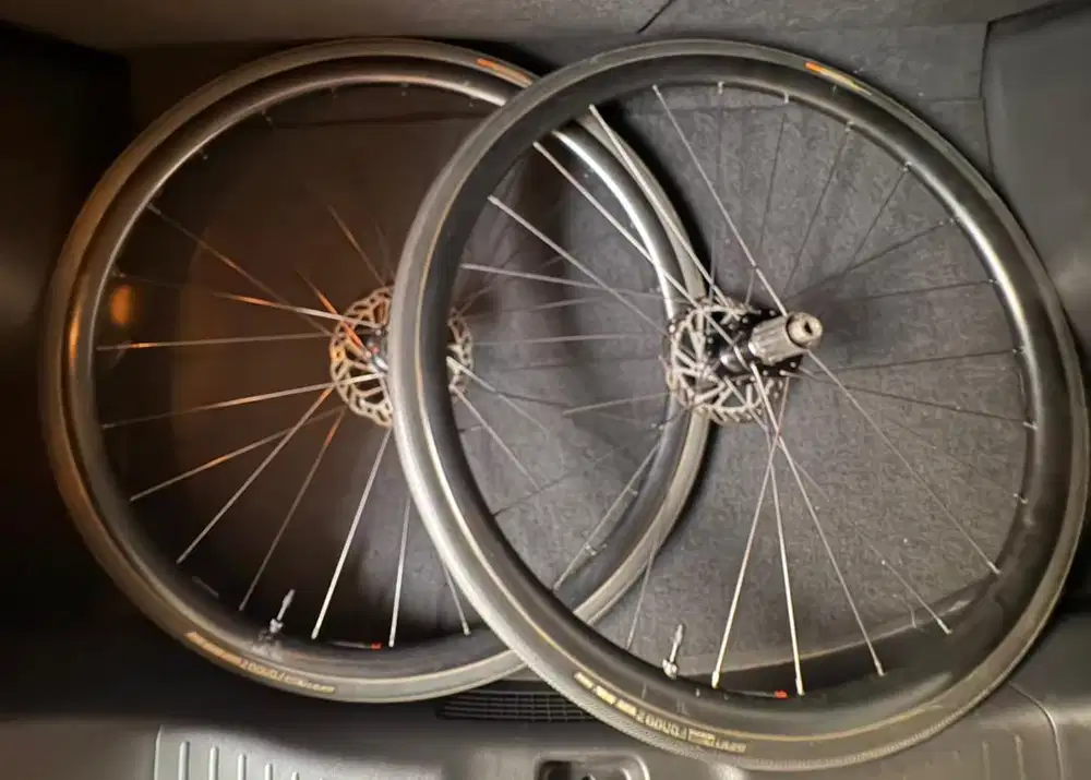 Wheelset Giant PR2 700 x 28c Tubeless Discbrake
