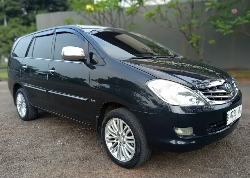 Toyota Kijang Innova 2.0 G AT Th 2005 Hitam Istimewa Sekali Siap Pakai