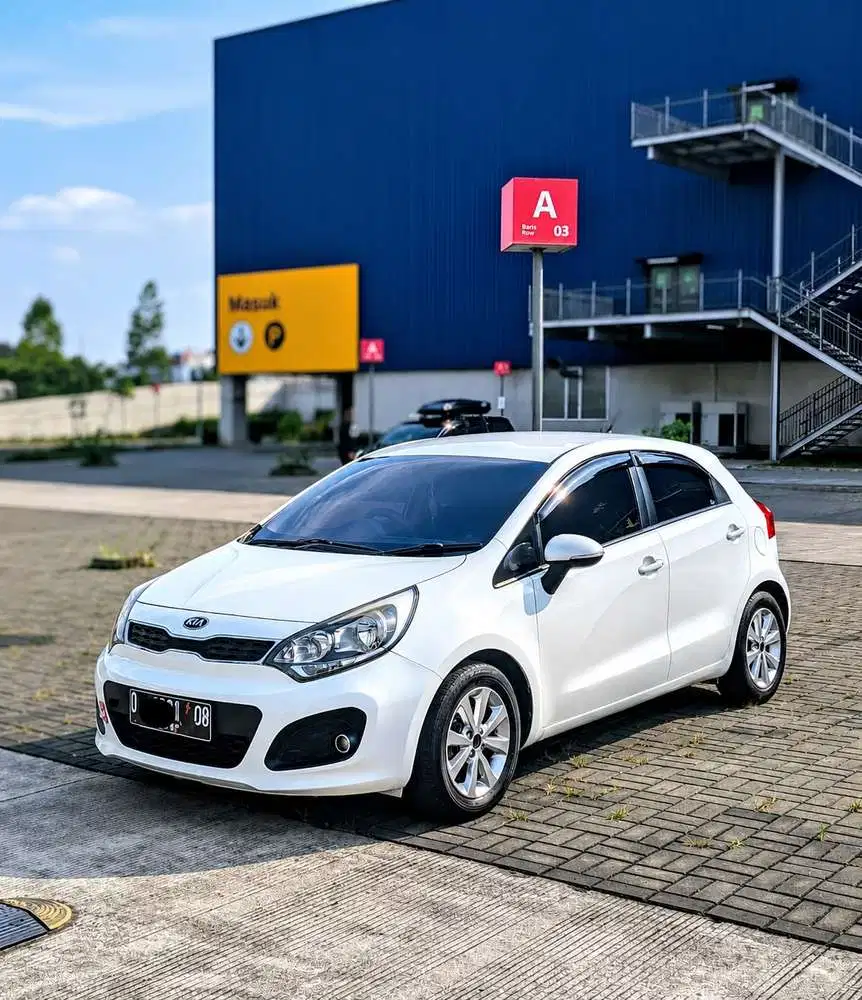 Kia Rio 2012 Bensin