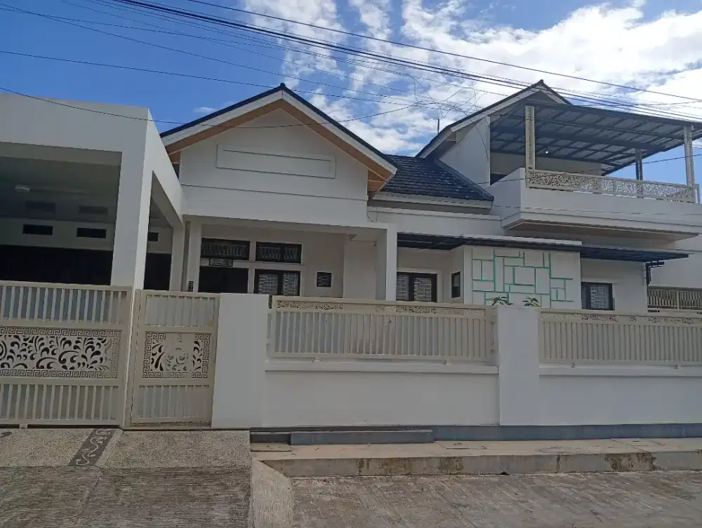 Rumah bertingkat dua dijual di Gunung sarik Kota Padang