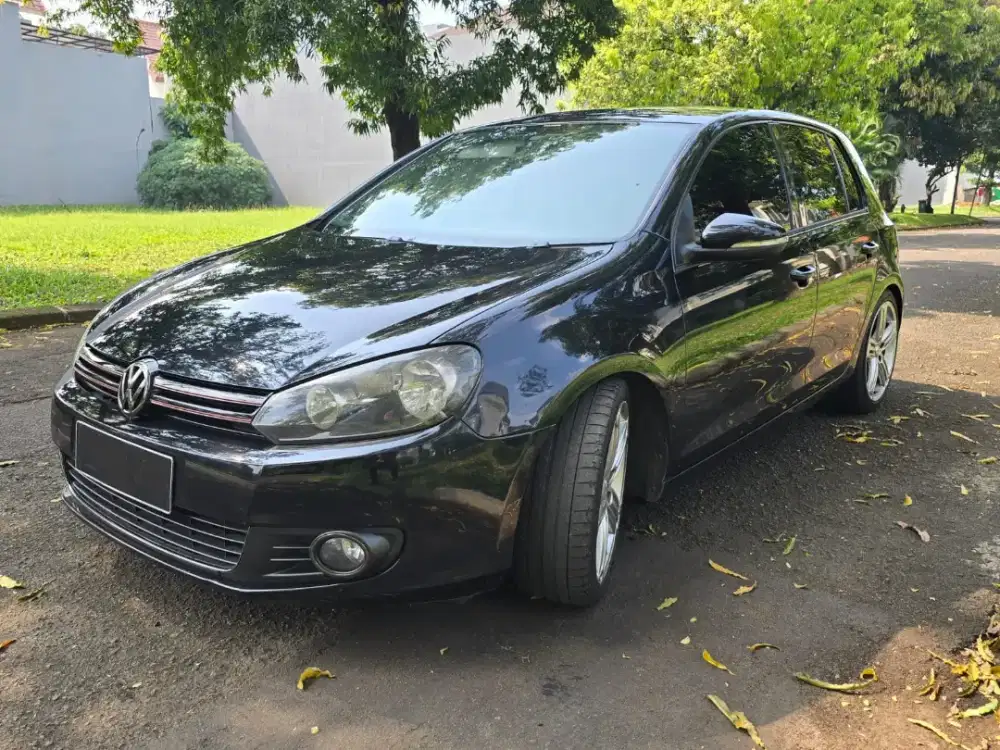 VW Golf MK6 A/T 2011 - Tangan-1 - Mobil kesayangan.