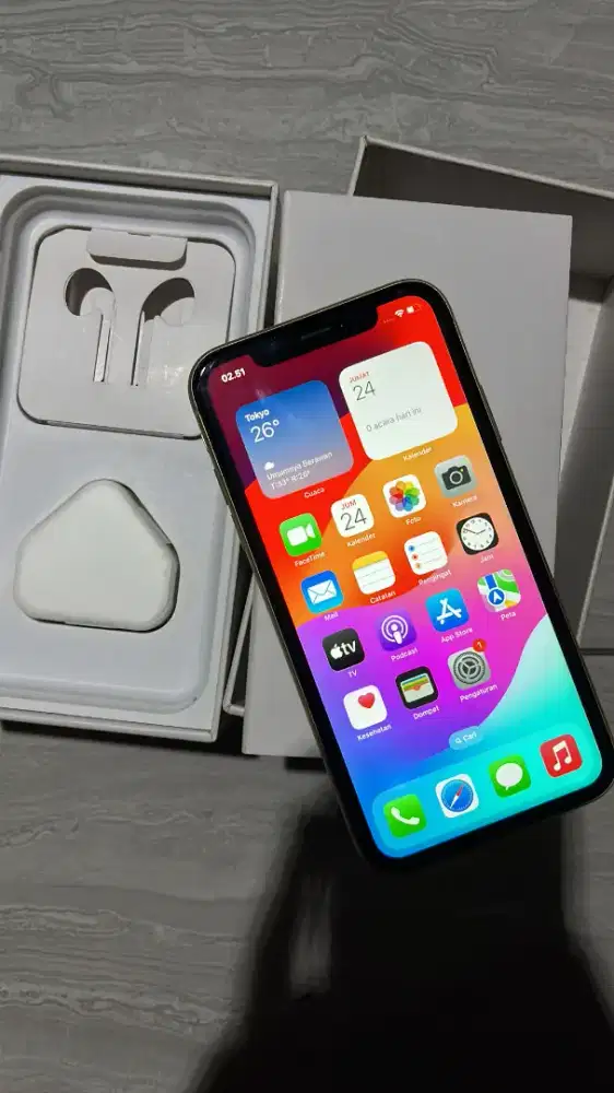 iPhone xr 64 gb inter