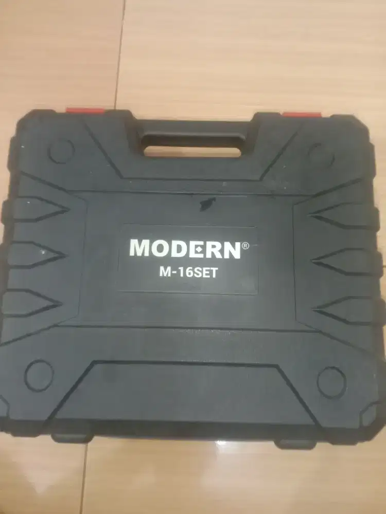 Dijual bor merk modern