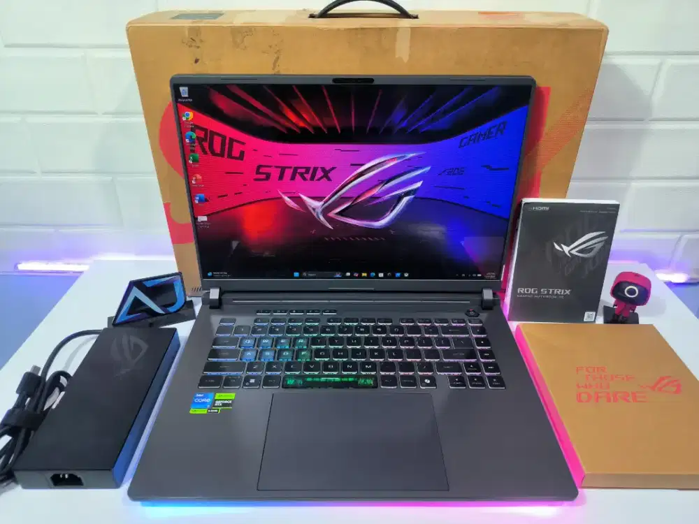 ASUS ROG STRIX G16 i7-14650HX RTX 5060 8GB GDDR7 RAM 16GB 1TB 165Hz