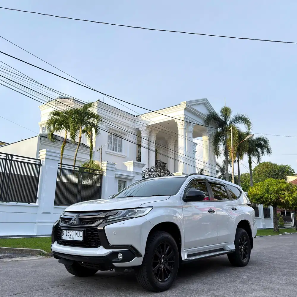 Dp 40 jt pajero sport dakar 2020 istimewa