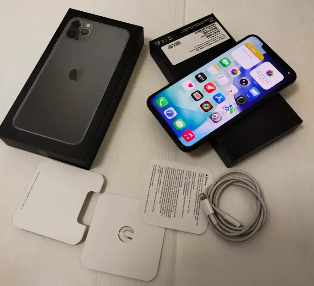 iPhone 11pro max 64GB Bea cukai