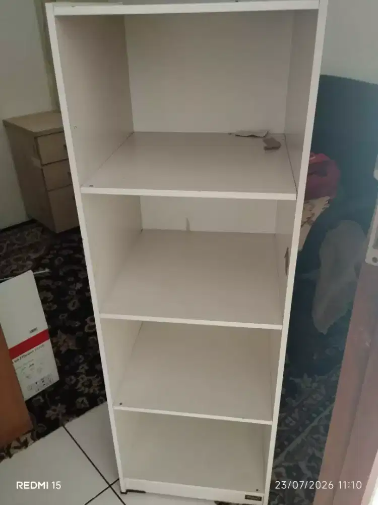 rak buku minimalis