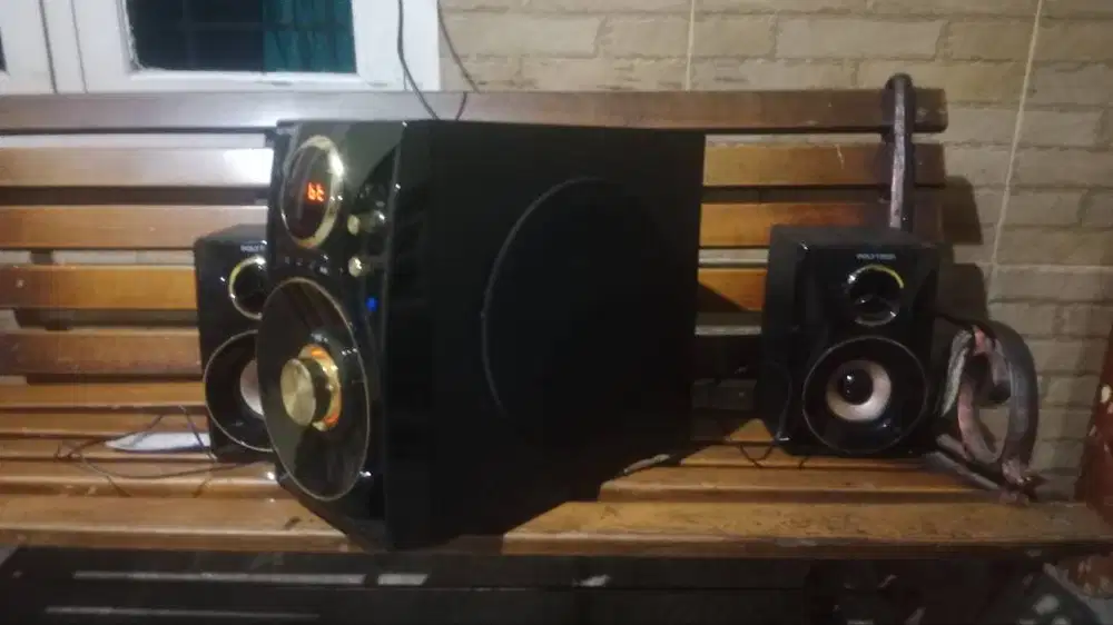 Di jual speaker aktif area tj priok
