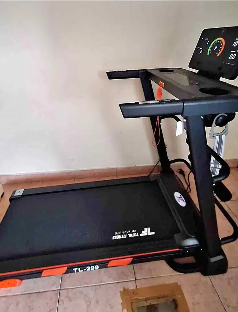 Treadmill *TOTAL FITNES TL-299
