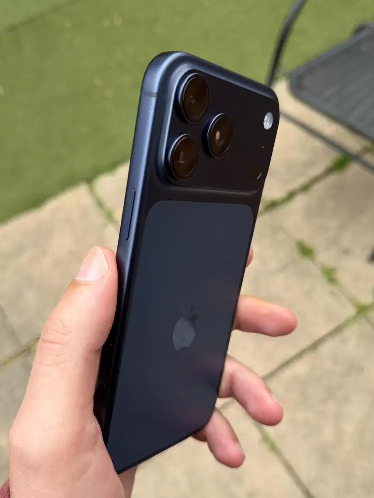 Jual iphone 17 pro 256 gb (NEGO)