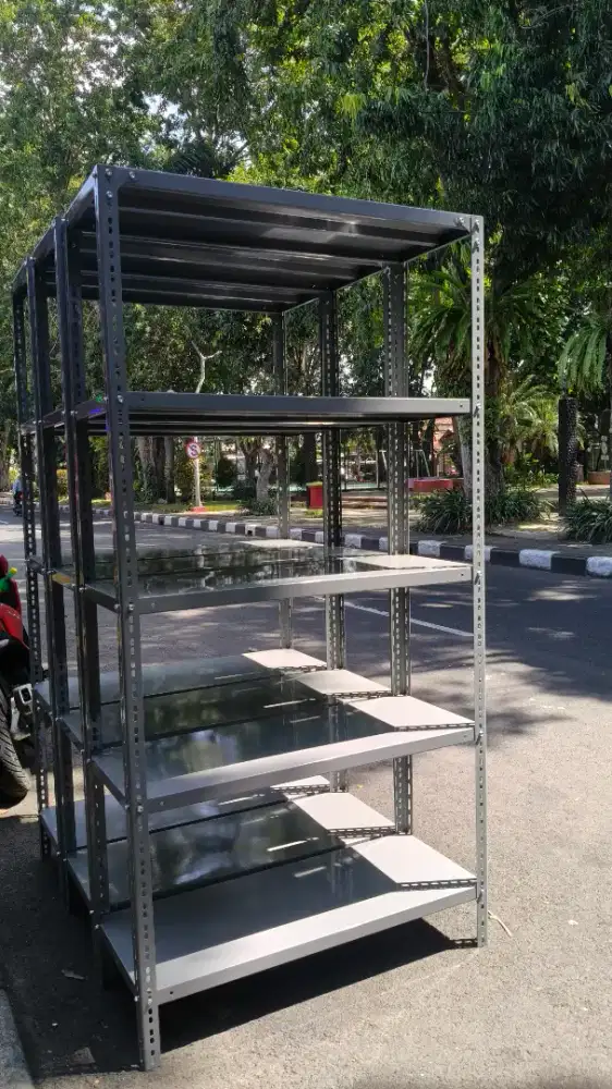 Rak besi siku bisa bongkar pasang
