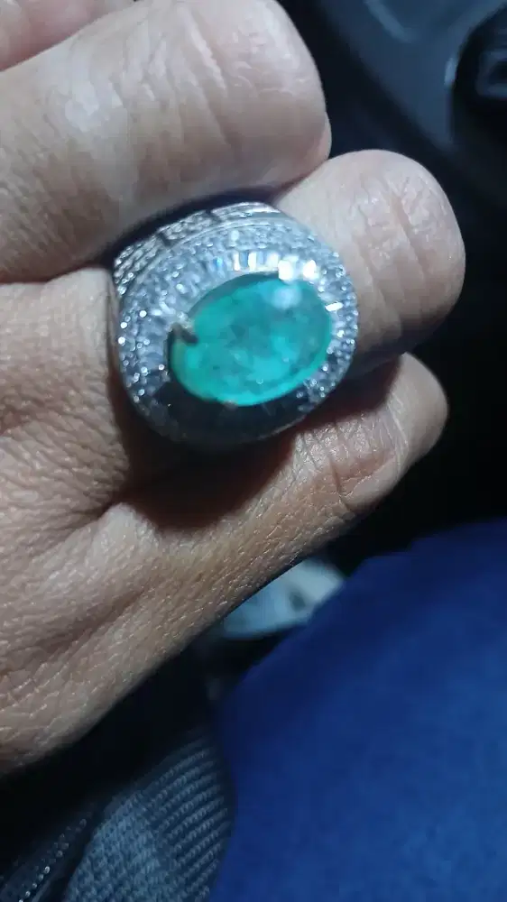 Batu permata Natural emerald berryl [zamrud]