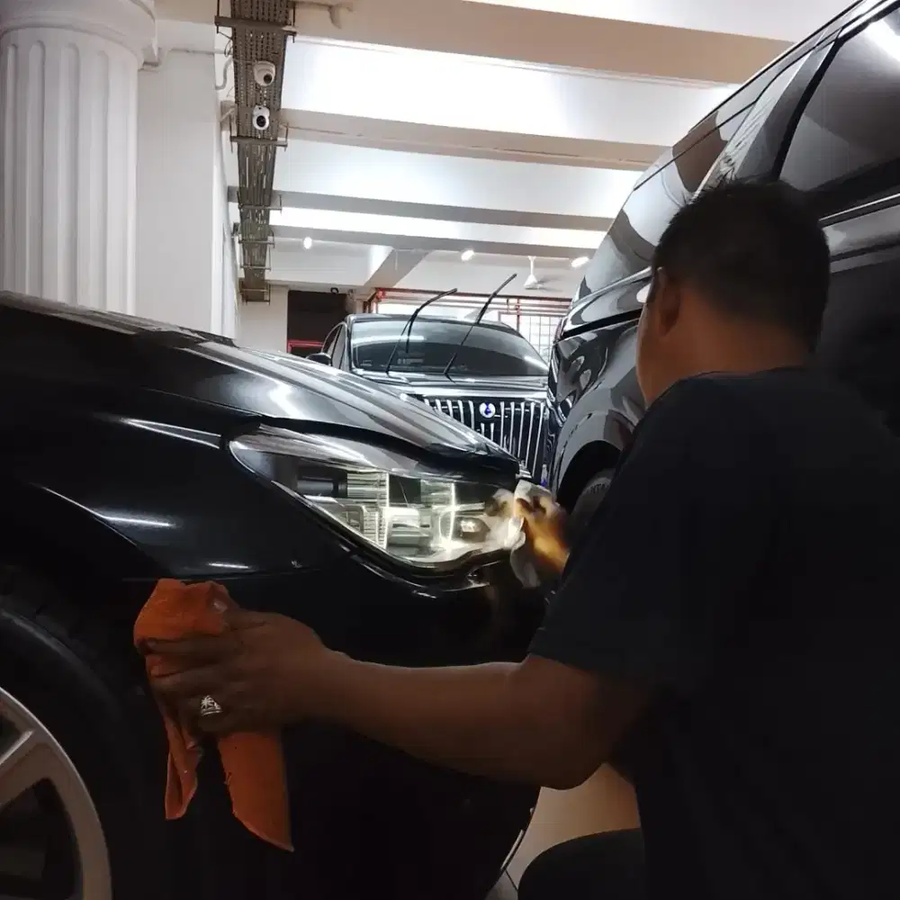 Supir pribadi atau operasional
