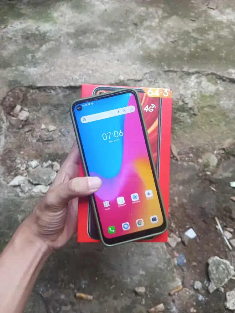 Itel vision 2 ram 3/64 kelengkapan hp & dus