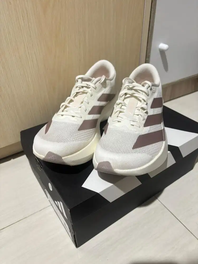 Adizer Evo SL Cloud White - Like New (Worn once on Treadmill)