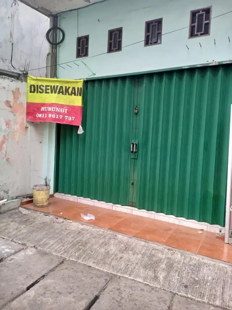 DiSewakan Kios Komersil Tahunan