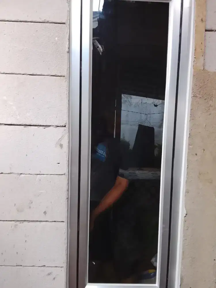 Kusen aluminium kaca mati