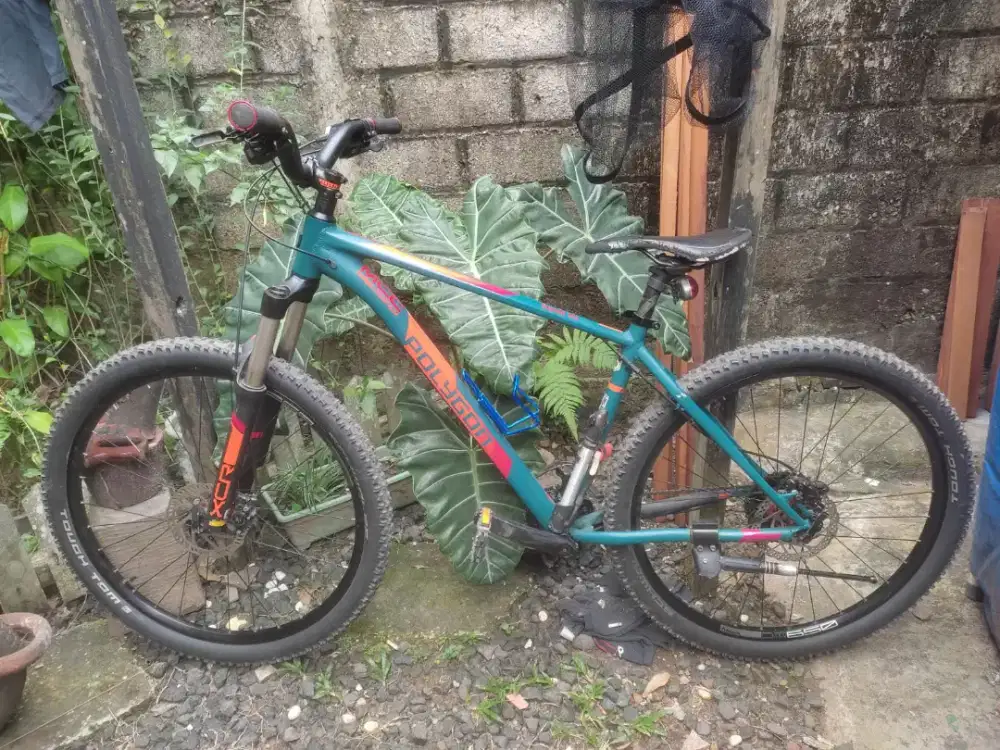 Sepeda gunung MTB  POLYGON EXTRADA 6
